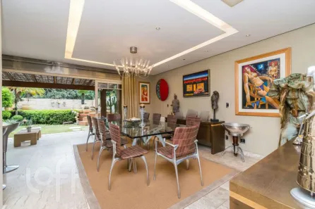 Casa de Condomínio com 3 Quartos à venda, 488m² no Três Figueiras, Porto Alegre