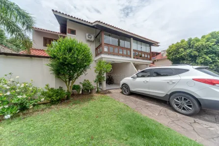 Casa de Condomínio com 3 Quartos à venda, 400m² no Cavalhada, Porto Alegre