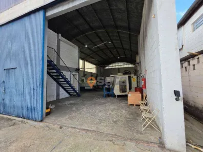 Galpão/Depósito/Armazém para alugar, 350m² no Chácaras Reunidas, São José dos Campos