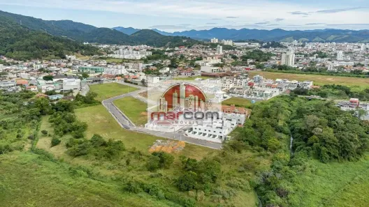 Lote/Terreno à venda, 450m² no Rio Pequeno, Camboriú