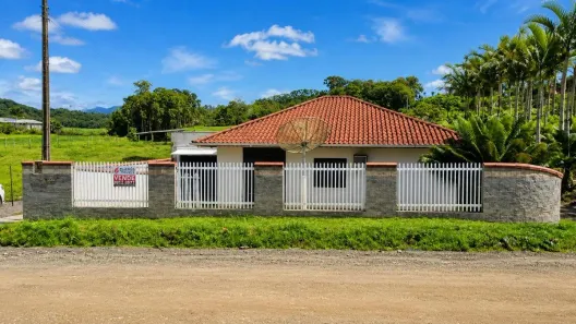 Casa com 3 Quartos à venda, 125m² no Guamiranga, Guaramirim