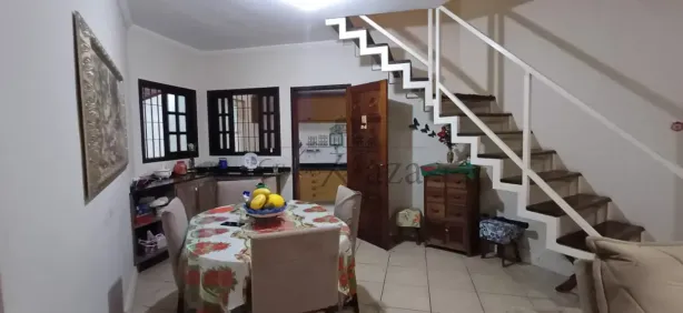 Sobrado com 3 Quartos à venda, 151m² no Residencial Santa Paula, Jacareí