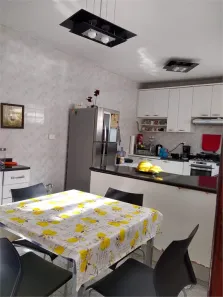 Casa com 3 Quartos à venda, 250m² no Jardim Bonfiglioli, São Paulo