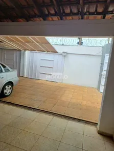 Casa com 3 Quartos à venda, 200m² no Marta Helena, Uberlândia