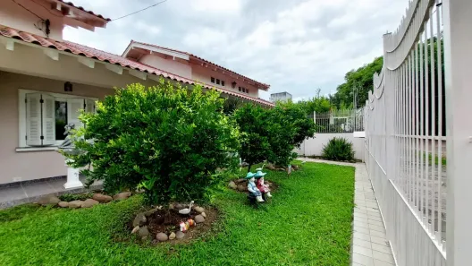 Casa com 4 Quartos à venda, 330m² no Jardim Itu, Porto Alegre