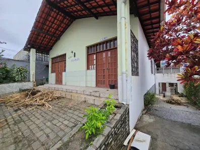 Imóvel Comercial com 6 Quartos à venda, 220m² no Candeal, Salvador