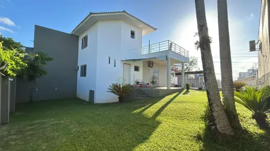 Casa com 2 Quartos à venda, 139m² no Agronômica, Florianópolis