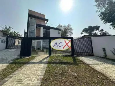 Sobrado com 3 Quartos à venda, 175m² no Butiatuvinha, Curitiba