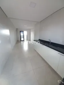 Apartamento com 3 Quartos para alugar, 100m² no Tibery, Uberlândia