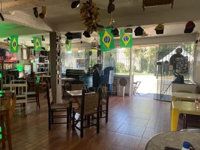 Sobrado com 6 Quartos à venda, 150m² no Sítio Cercado, Curitiba