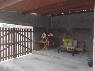 Casa com 2 Quartos à venda, 48m² no Balneário Califórnia, Caraguatatuba