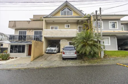 Sobrado com 3 Quartos à venda, 169m² no Cachoeira, Curitiba