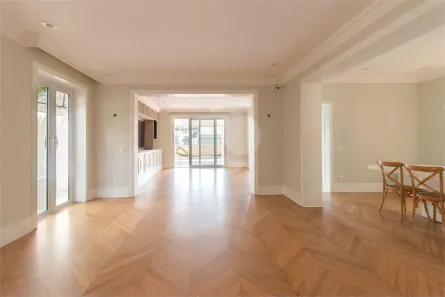Casa com 4 Quartos para venda ou aluguel, 450m² no Pacaembu, São Paulo