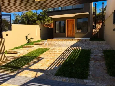 Sobrado com 3 Quartos à venda, 180m² no Monte Verde, Florianópolis