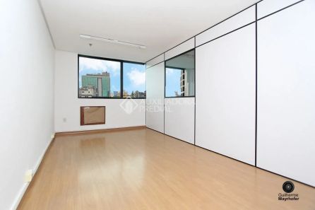 Sala Comercial à venda, 37m² no Auxiliadora, Porto Alegre