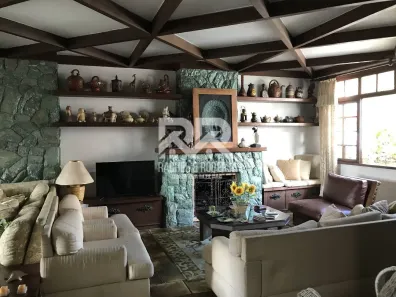 Casa de Condomínio com 4 Quartos à venda, 182m² no Alto, Teresópolis