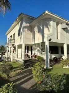Casa com 4 Quartos à venda, 470m² no Camboinhas, Niterói