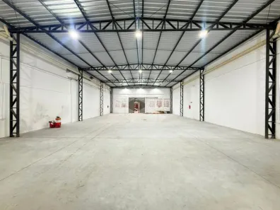 Galpão/Depósito/Armazém para alugar, 280m² no São Geraldo, Porto Alegre