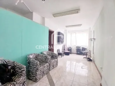 Sala Comercial para alugar, 28m² no Centro Histórico, Porto Alegre