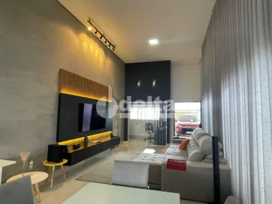 Casa com 3 Quartos à venda, 360m² no Jardim Sul, Uberlândia