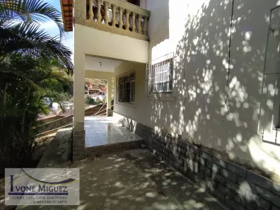 Casa com 3 Quartos para alugar, 138m² no Centro, Paty do Alferes