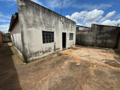 Casa com 3 Quartos à venda, 86m² no Guarani, Uberlândia