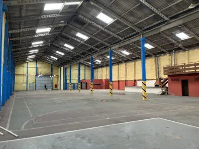Galpão/Depósito/Armazém para alugar, 1250m² no Parolin, Curitiba
