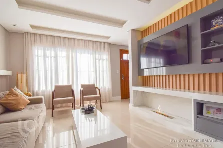 Apartamento com 3 Quartos à venda, 147m² no Jardim Itu, Porto Alegre