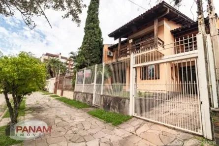 Casa com 4 Quartos à venda, 313m² no Jardim Lindóia, Porto Alegre