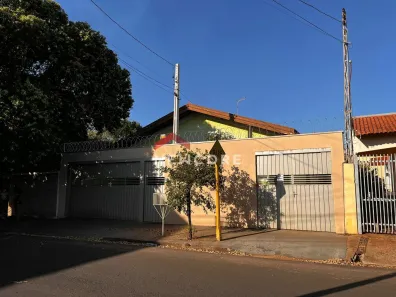 Casa com 2 Quartos à venda, 206m² no Jardim Carolina, Bauru