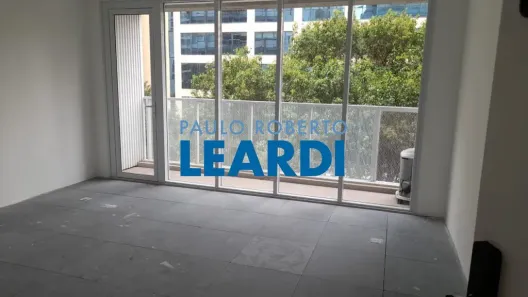 Sala Comercial para alugar, 32m² no Moema, São Paulo