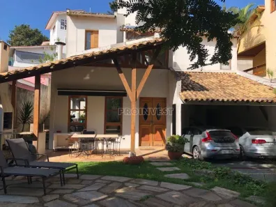 Casa de Condomínio com 3 Quartos à venda, 270m² no São Paulo II, Cotia