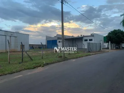 Galpão/Depósito/Armazém à venda, 950m² no Vendramini, Oriente