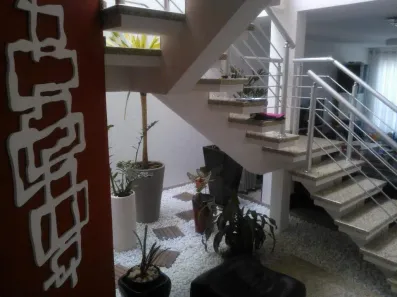 Sobrado com 3 Quartos à venda, 125m² no Vila Scarpelli, Santo André