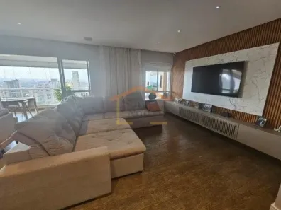 Apartamento com 3 Quartos para venda ou aluguel, 200m² no Santa Teresinha, São Paulo