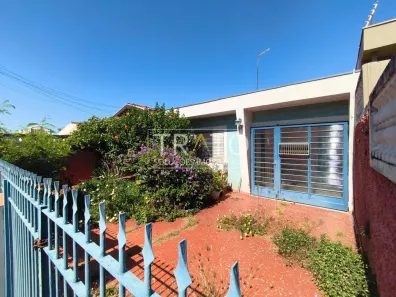 Casa com 3 Quartos à venda, 130m² no Vila Marieta, Campinas