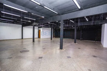 Galpão/Depósito/Armazém para alugar, 448m² no Samambaia Sul, Brasília