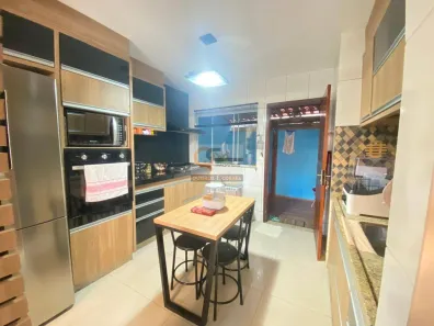 Casa de Condomínio com 2 Quartos à venda, 100m² no Nova Suíça, Nova Friburgo