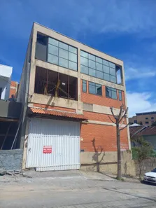 Galpão/Depósito/Armazém para alugar, 550m² no Rio Branco, Caxias do Sul