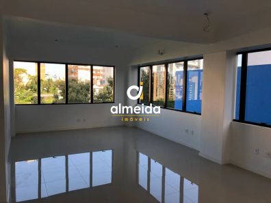 Sala Comercial com 1 Quarto à venda, 34m² no Nossa Senhora das Dores, Santa Maria