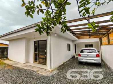 Casa com 2 Quartos à venda, 110m² no Vila Nova, Joinville