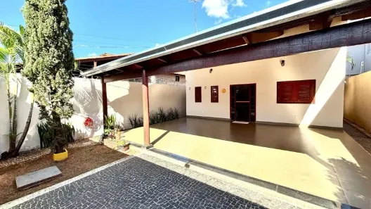 Casa com 3 Quartos à venda, 250m² no Residencial Arco Verde, Goiânia