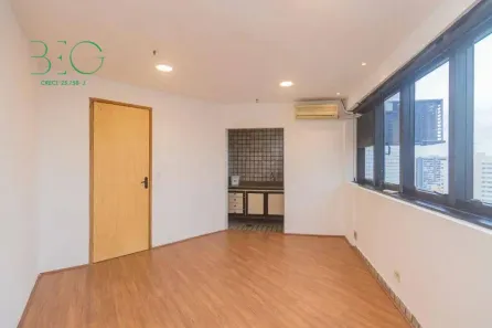 Sala Comercial à venda, 44m² no Liberdade, São Paulo