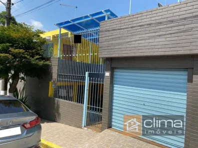 Sobrado com 3 Quartos à venda, 125m² no Conjunto Habitacional Presidente Castelo Branco, Carapicuíba