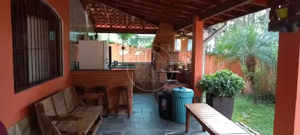 Fazenda/Sítio com 5 Quartos à venda, 391m² no Centro, Embu-Guaçu