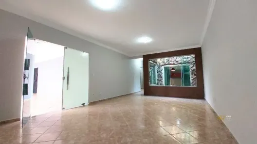 Casa com 4 Quartos à venda, 300m² no Jardim Presidente, Goiânia