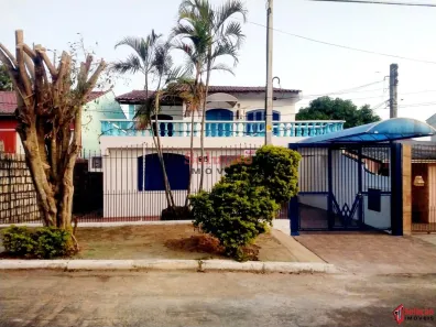 Sobrado com 3 Quartos à venda, 174m² no Nossa Senhora das Graças, Canoas
