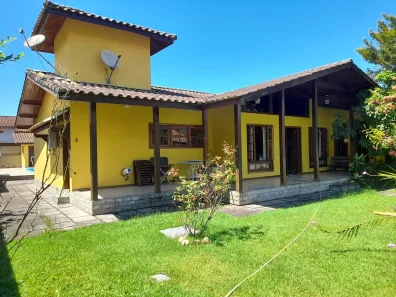 Casa de Condomínio com 3 Quartos à venda, 800m² no Cotia, Guapimirim
