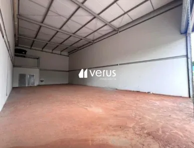 Galpão/Depósito/Armazém para alugar, 200m² no Segismundo Pereira, Uberlândia