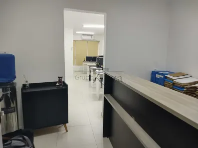 Sala Comercial à venda, 60m² no Centro, São José dos Campos